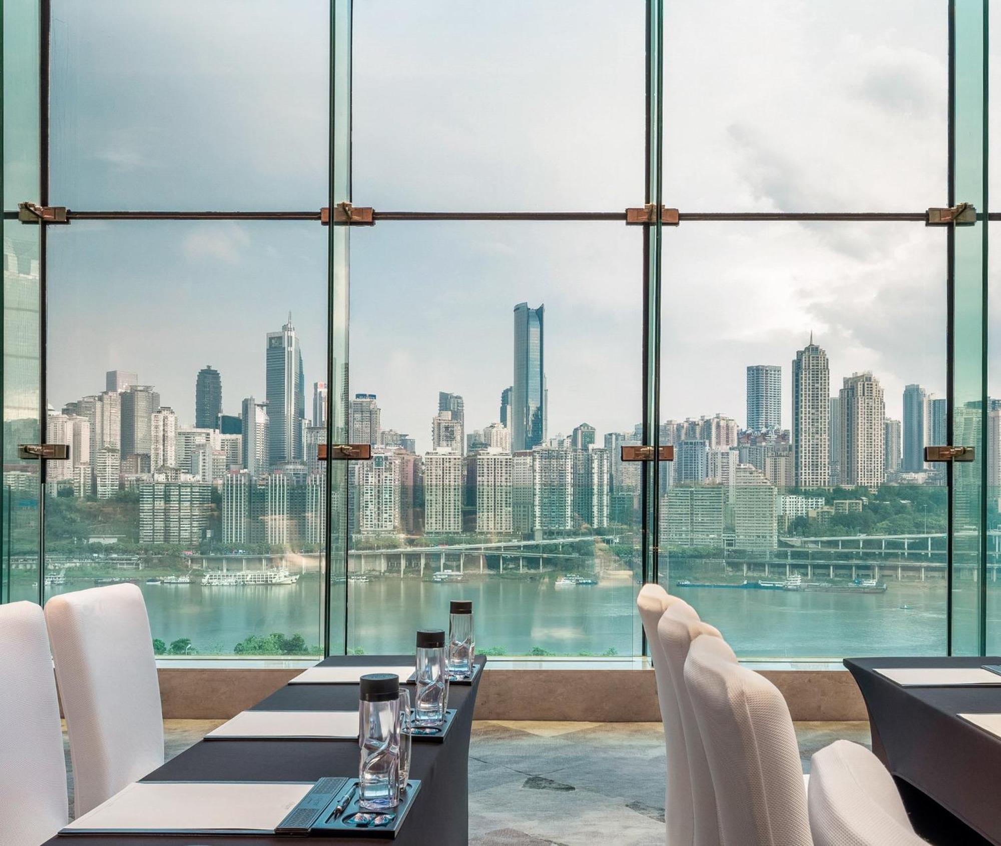 فندق Regent Chongqing - Complimentary 1St Round Mini Bar Daily المظهر الخارجي الصورة